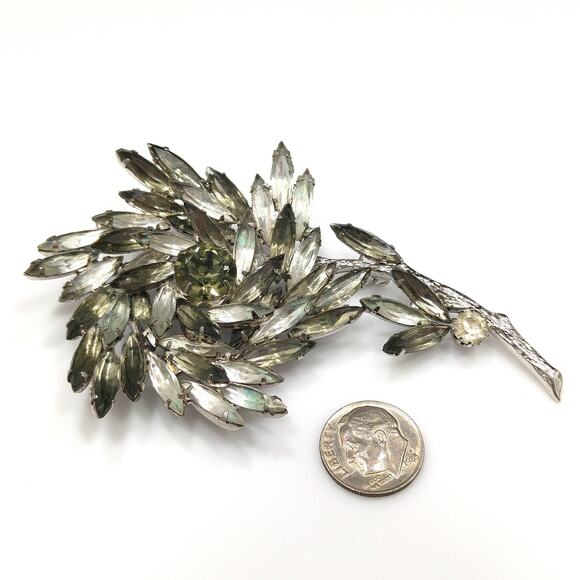 Alice Caviness Gray Navette Rhinestone Flower Brooch Rhodium 1960s - Picture 6 of 10
